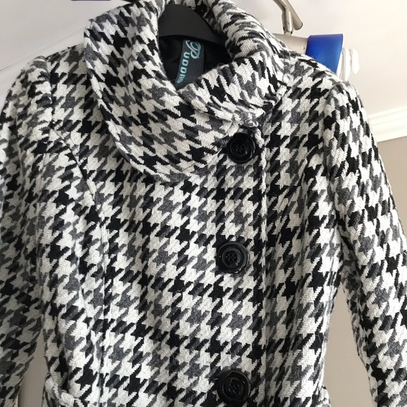 Women long wool coat  white, gray and black - Picture 3 of 8